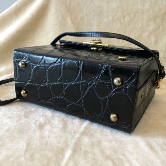 Black purse - Picture 4 of 7
